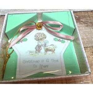 Precious Moments Christmas Star Ornament "Christmas Is A Time To Share"